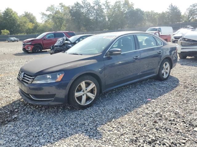 2013 Volkswagen Passat SE