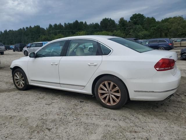 2013 Volkswagen Passat SEL