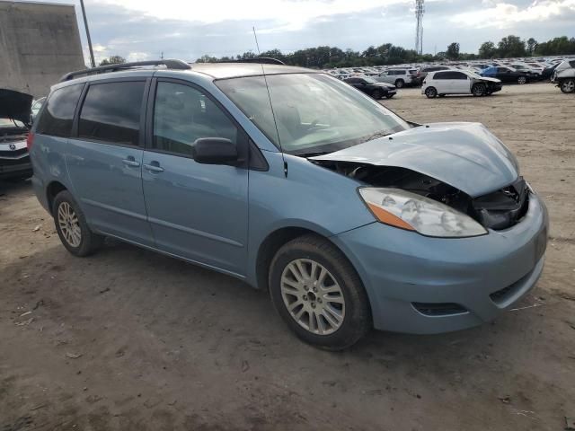 2008 Toyota Sienna LE