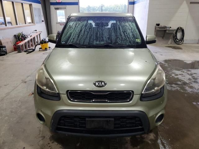 2013 KIA Soul +