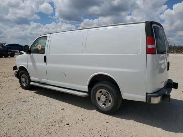 2020 Chevrolet Express G2500