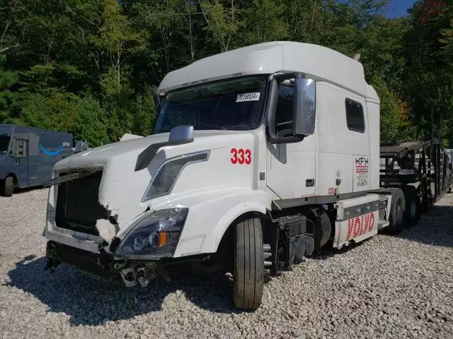 2018 Volvo VN VNL