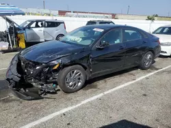 Hyundai Vehiculos salvage en venta: 2024 Hyundai Elantra Blue