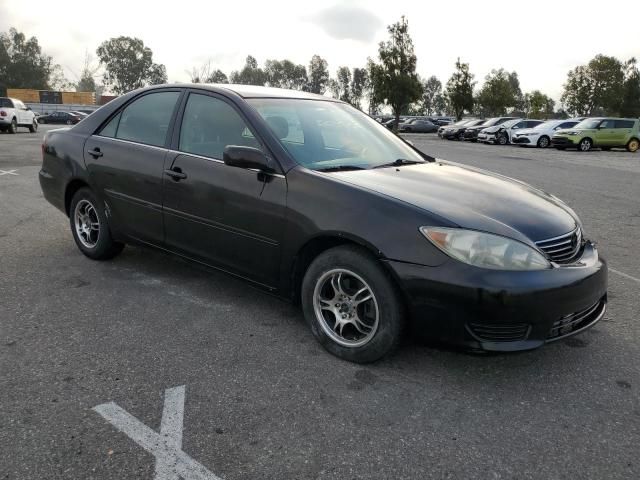 2005 Toyota Camry LE