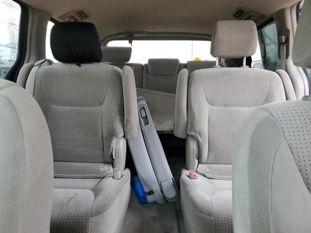 2006 Toyota Sienna CE