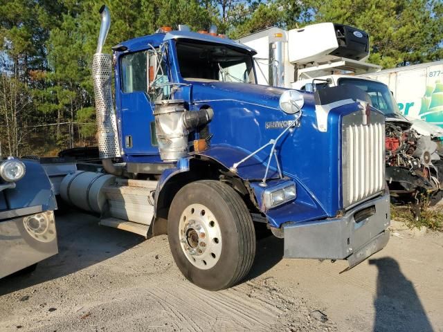 2008 Kenworth Construction T800