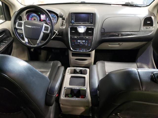 2012 Chrysler Town & Country Touring