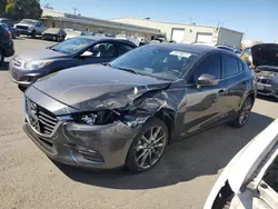 Mazda Vehiculos salvage en venta: 2018 Mazda 3 Touring