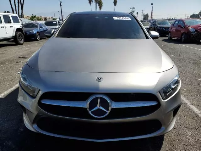 2019 Mercedes-Benz A 220