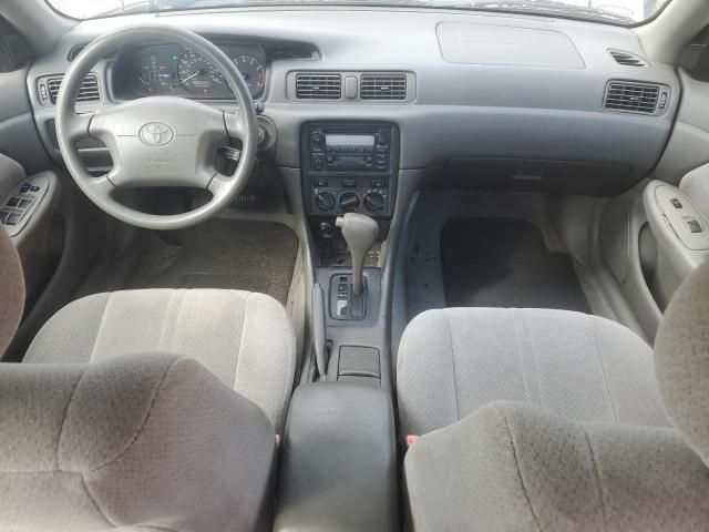 2000 Toyota Camry CE