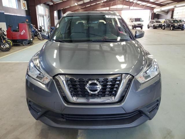 2019 Nissan Kicks S