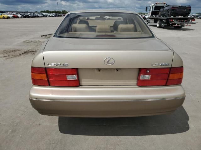 1999 Lexus LS 400