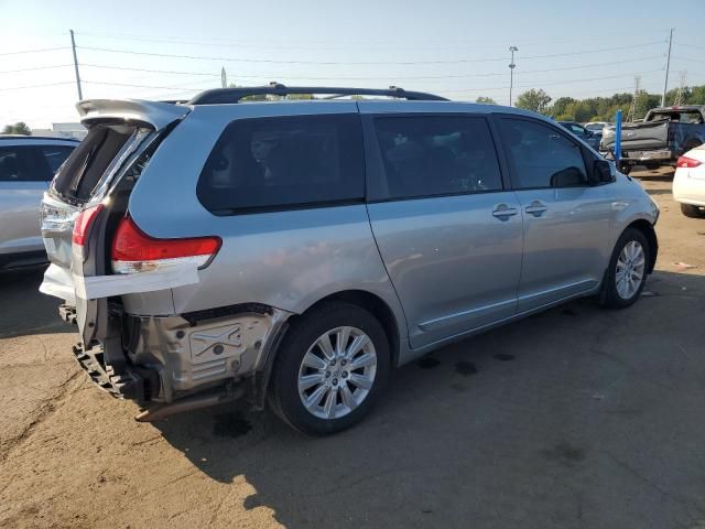 2014 Toyota Sienna LE