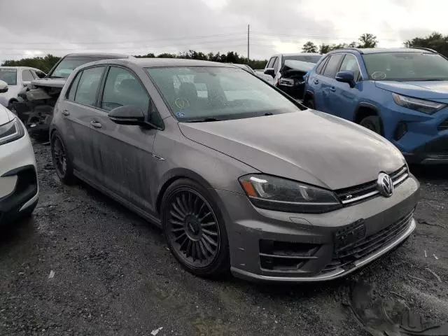 2016 Volkswagen Golf R