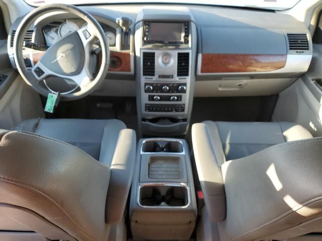 2008 Chrysler Town & Country Touring