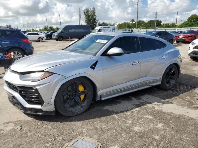 2021 Lamborghini Urus