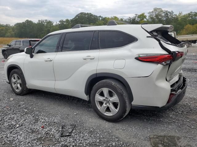 2022 Toyota Highlander Hybrid LE