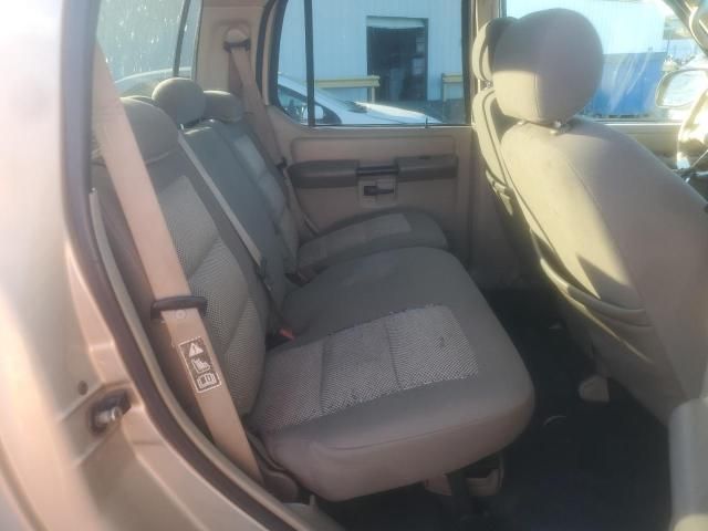 2004 Ford Explorer Sport Trac