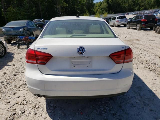 2014 Volkswagen Passat SE