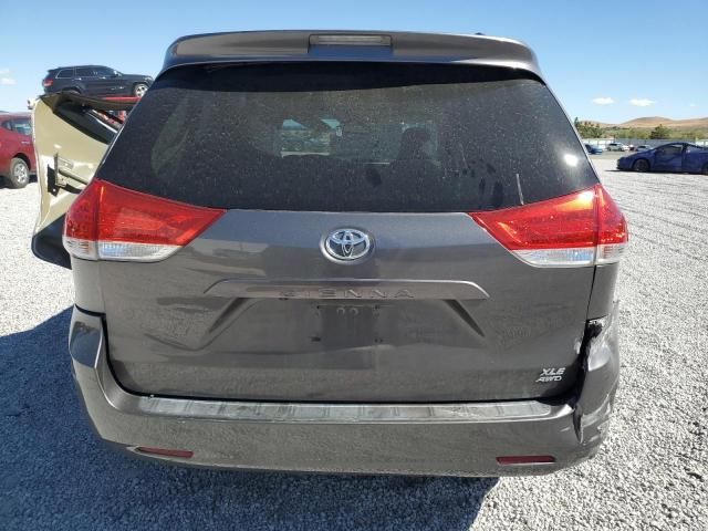 2014 Toyota Sienna XLE