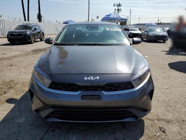 2023 KIA Forte LX