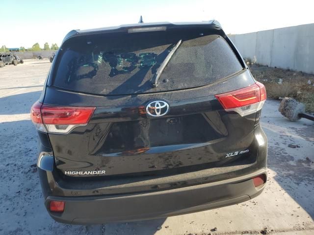 2018 Toyota Highlander SE