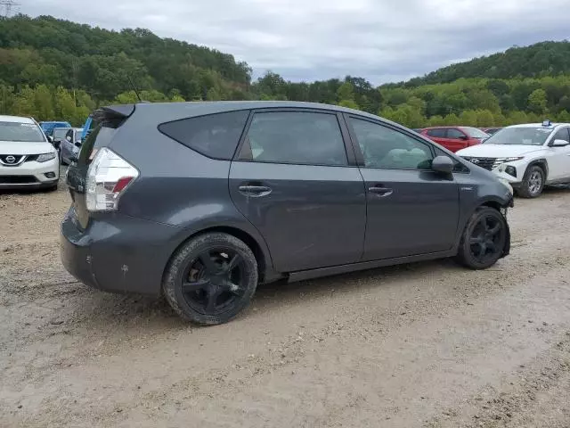 2013 Toyota Prius V