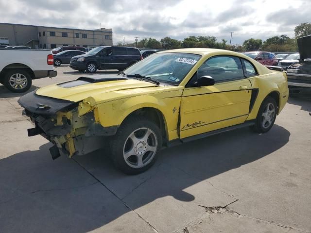 2003 Ford Mustang