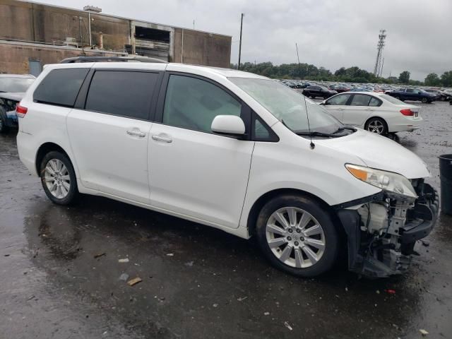 2013 Toyota Sienna XLE