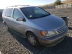 2002 Toyota Sienna LE