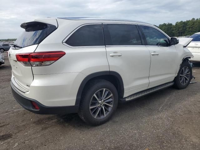 2018 Toyota Highlander SE