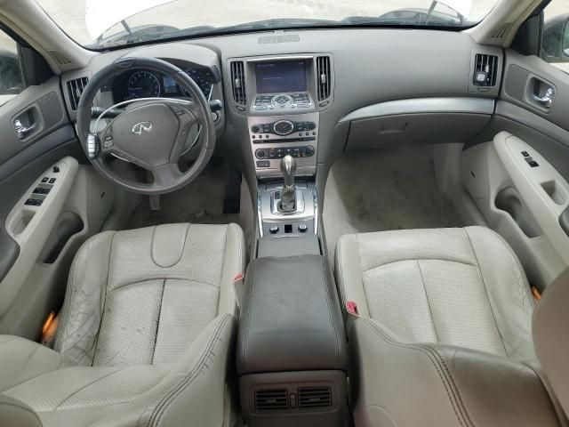 2015 Infiniti Q40