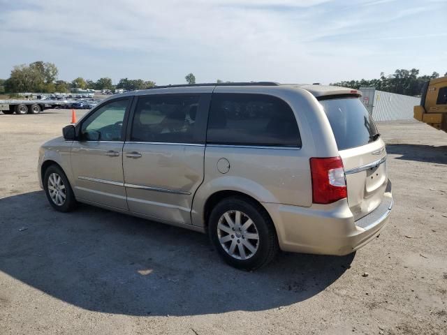 2013 Chrysler Town & Country Touring