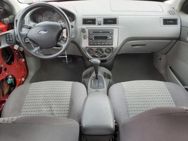 2005 Ford Focus ZX4