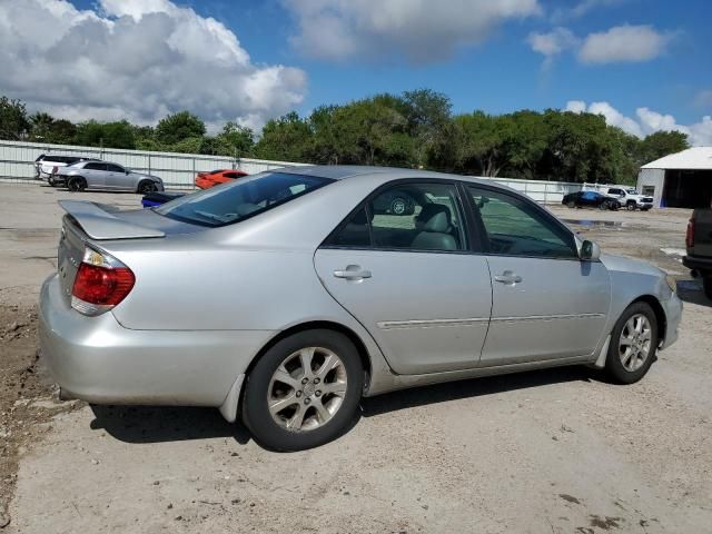 2005 Toyota Camry LE