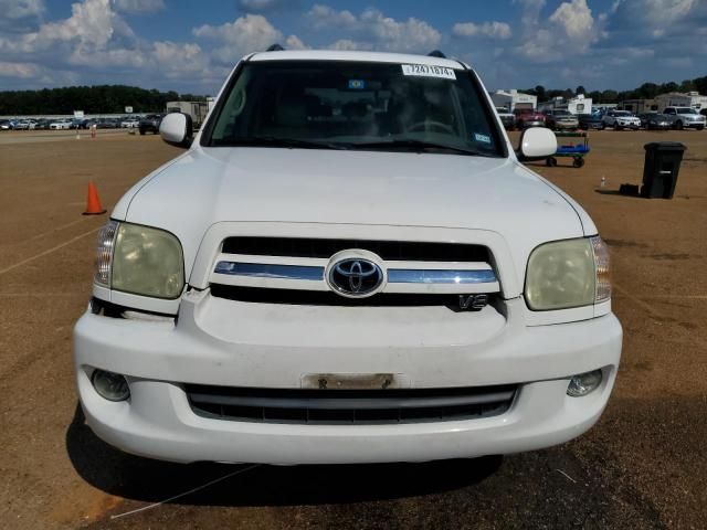 2005 Toyota Sequoia SR5