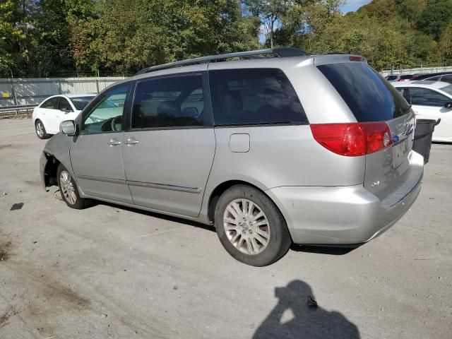 2008 Toyota Sienna XLE