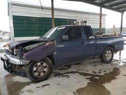 Nissan Vehiculos salvage en venta: 2000 Nissan Frontier King Cab XE