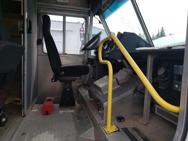 2022 Freightliner Chassis M Line WALK-IN Van