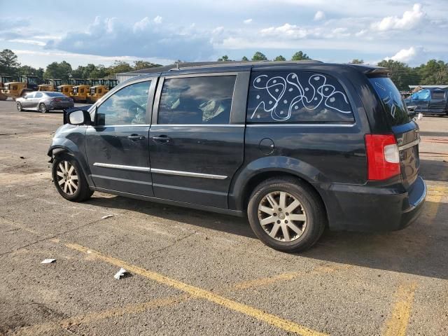 2013 Chrysler Town & Country Touring