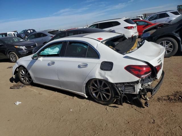 2019 Mercedes-Benz A 220