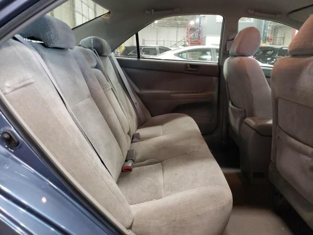 2004 Toyota Camry LE