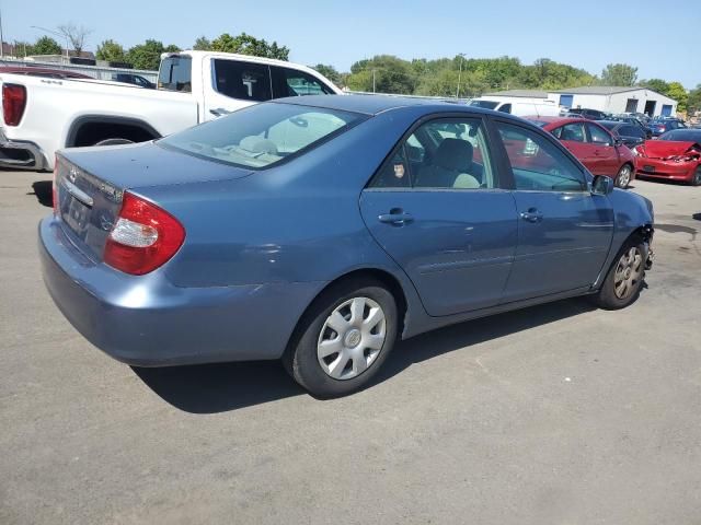 2004 Toyota Camry LE