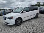 2014 Chrysler Town & Country S