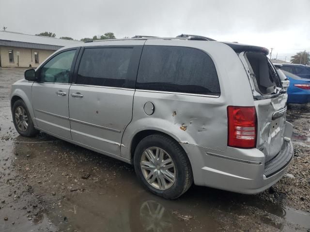 2010 Chrysler Town & Country Limited