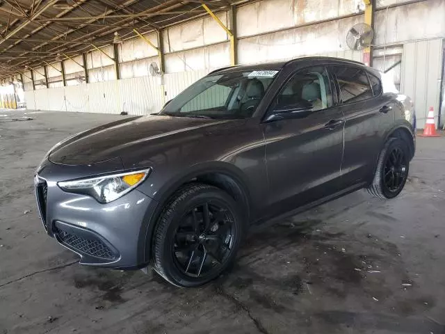 2021 Alfa Romeo Stelvio Sport