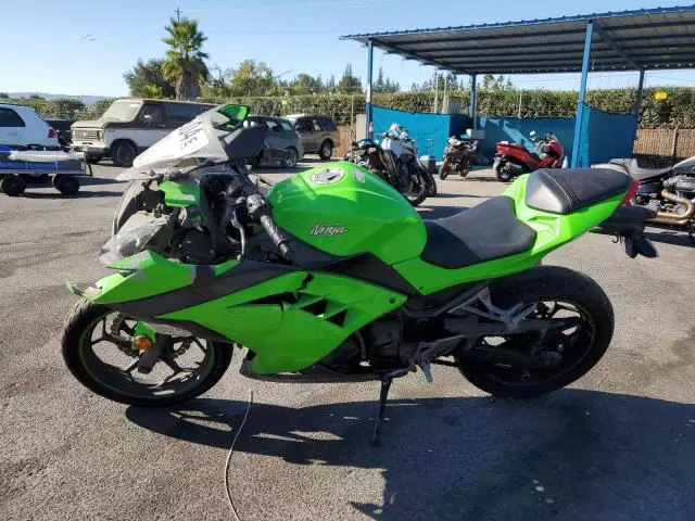 2015 Kawasaki EX300 A