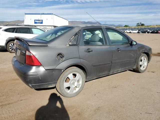 2005 Ford Focus ZX4