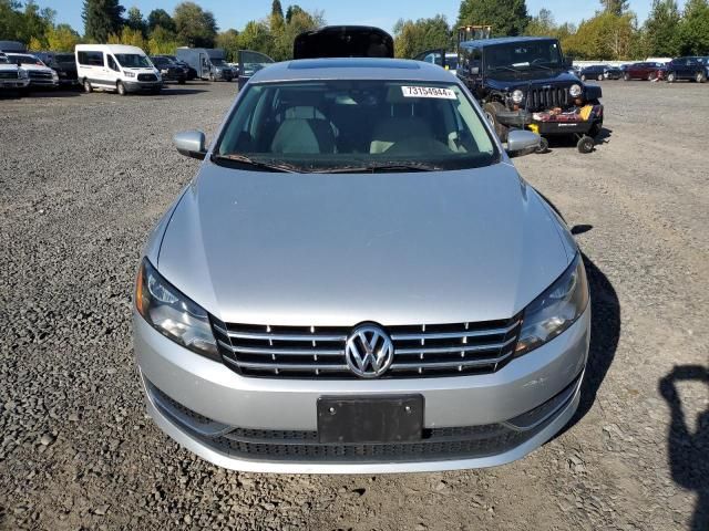 2014 Volkswagen Passat SE