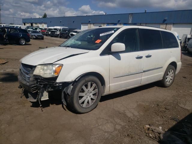 2011 Chrysler Town & Country Touring L